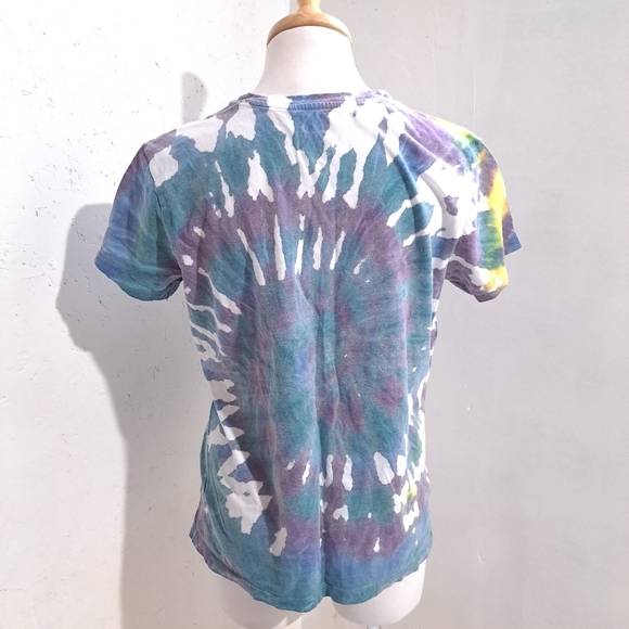 Bench |Colorful tie dye hippie "let the colors of your personality shine shirt - Picture 4 of 7
